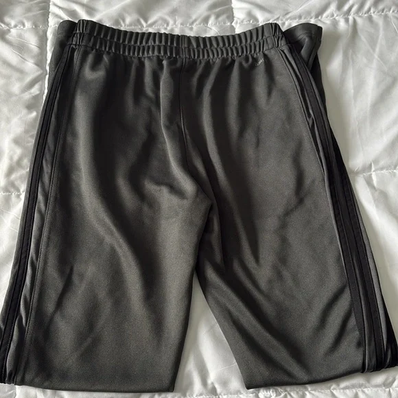 adidas Womens 3 Stripe Active Jogger - Picture 4 of 4